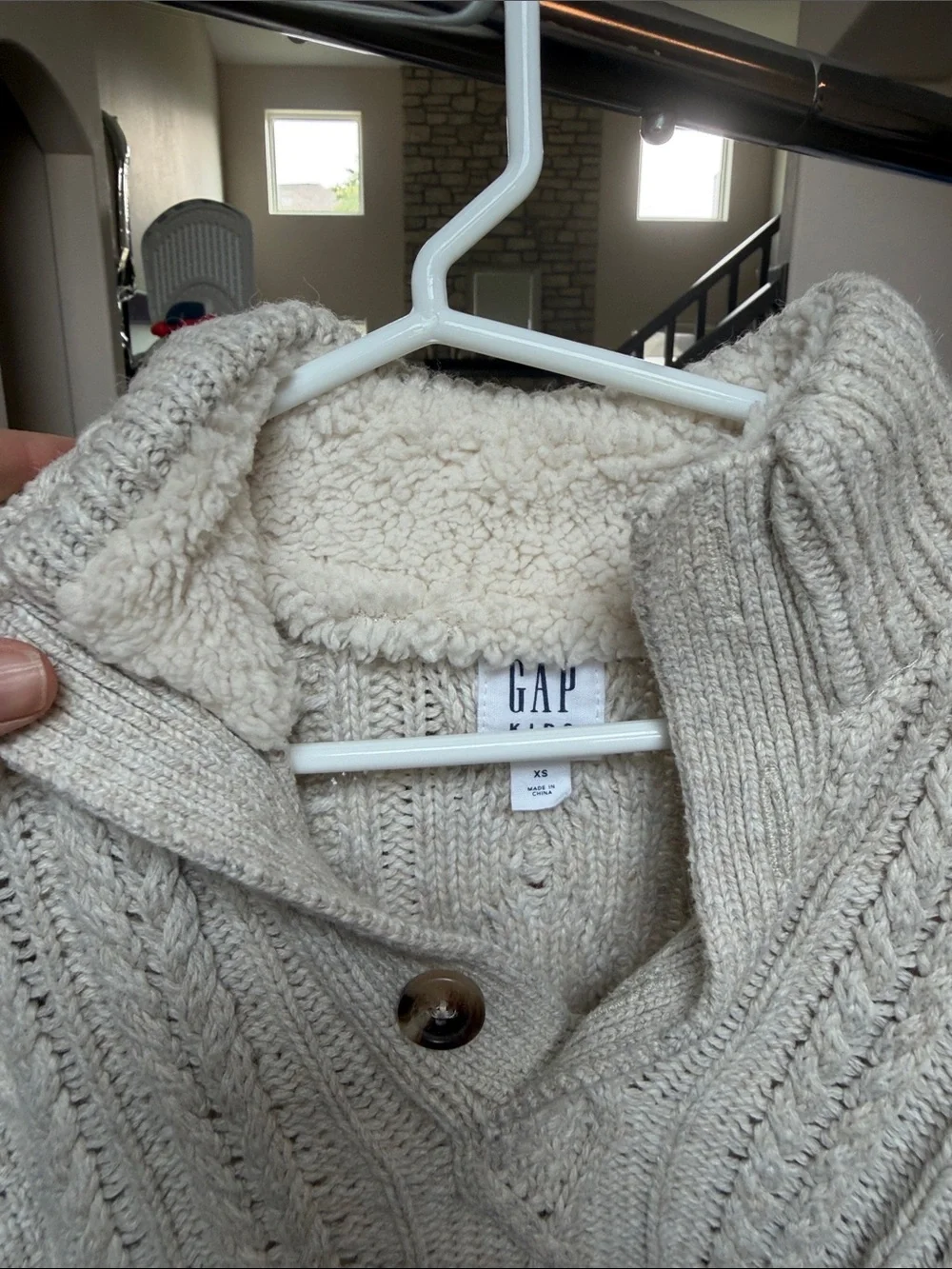 GAP cream cable